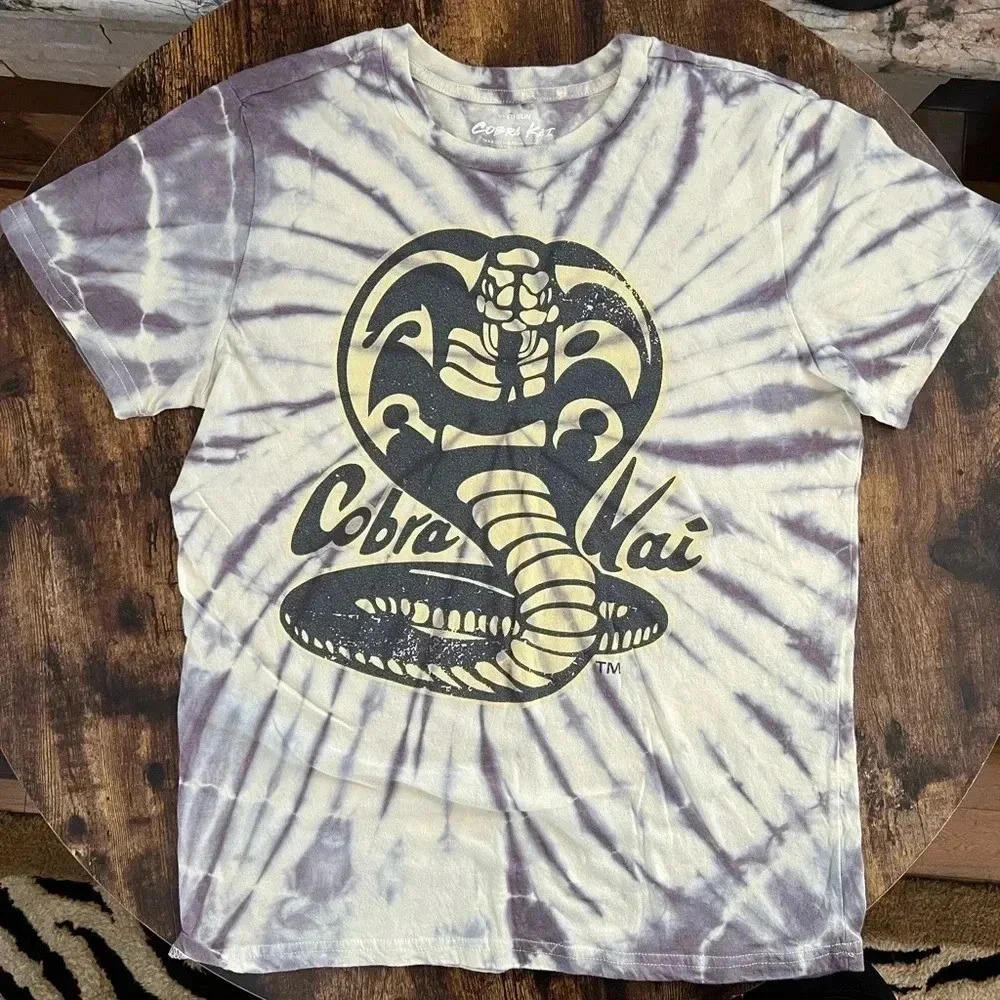 Fifth Sun | Cobra Kai unisex t-shirt. Size: M